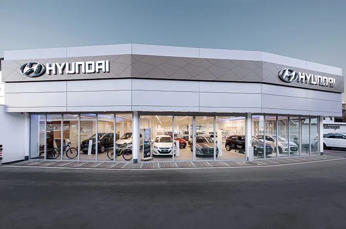 Hyundai Schauraum der Autowelt Kufstein von außen